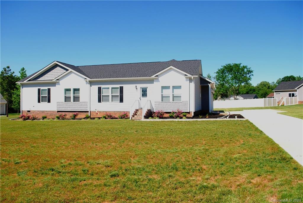 1040 Blue Spruce Drive Mooresville NC 28115