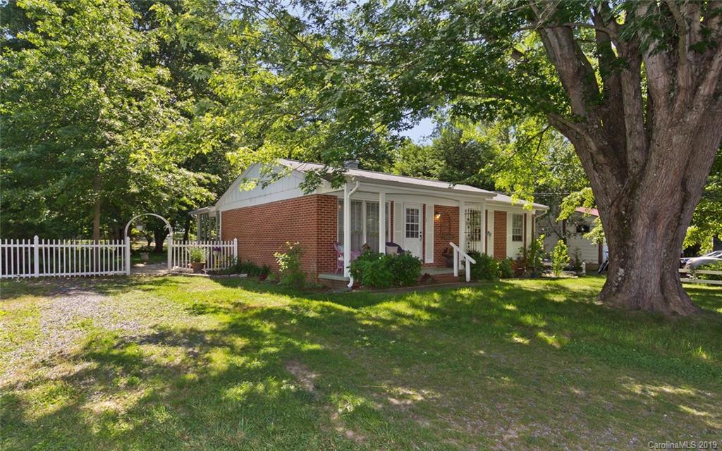 120 Scenic View Drive Swannanoa NC 28778