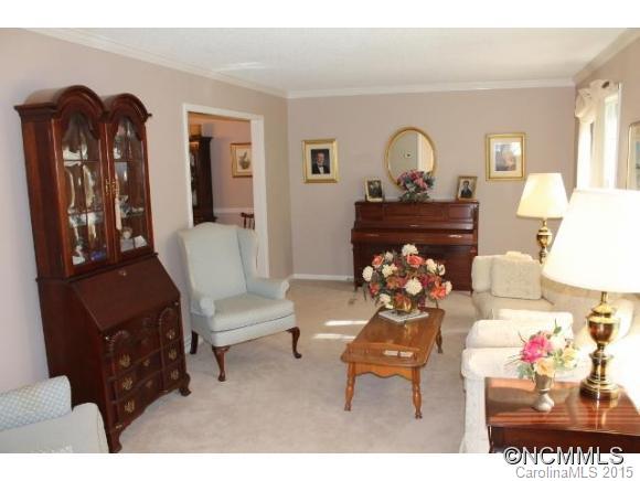 15 Jonway Court Candler NC 28715