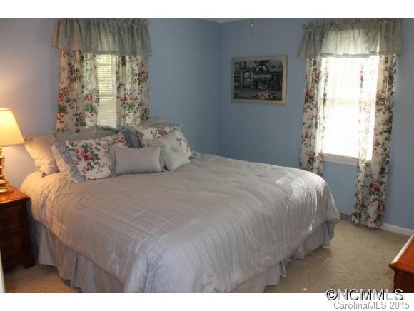 15 Jonway Court Candler NC 28715