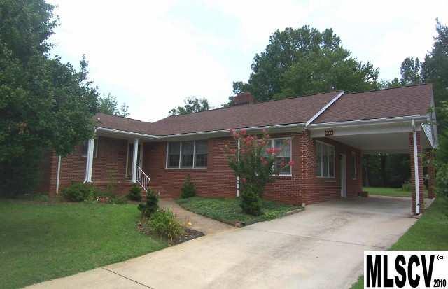 934 3rd Street NW Hickory NC 28601