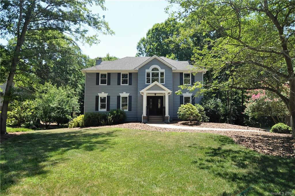 9827 Whitethorn Drive Charlotte NC 28277