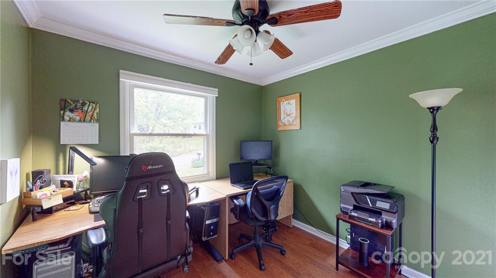 6 Crandon Court Asheville NC 28804