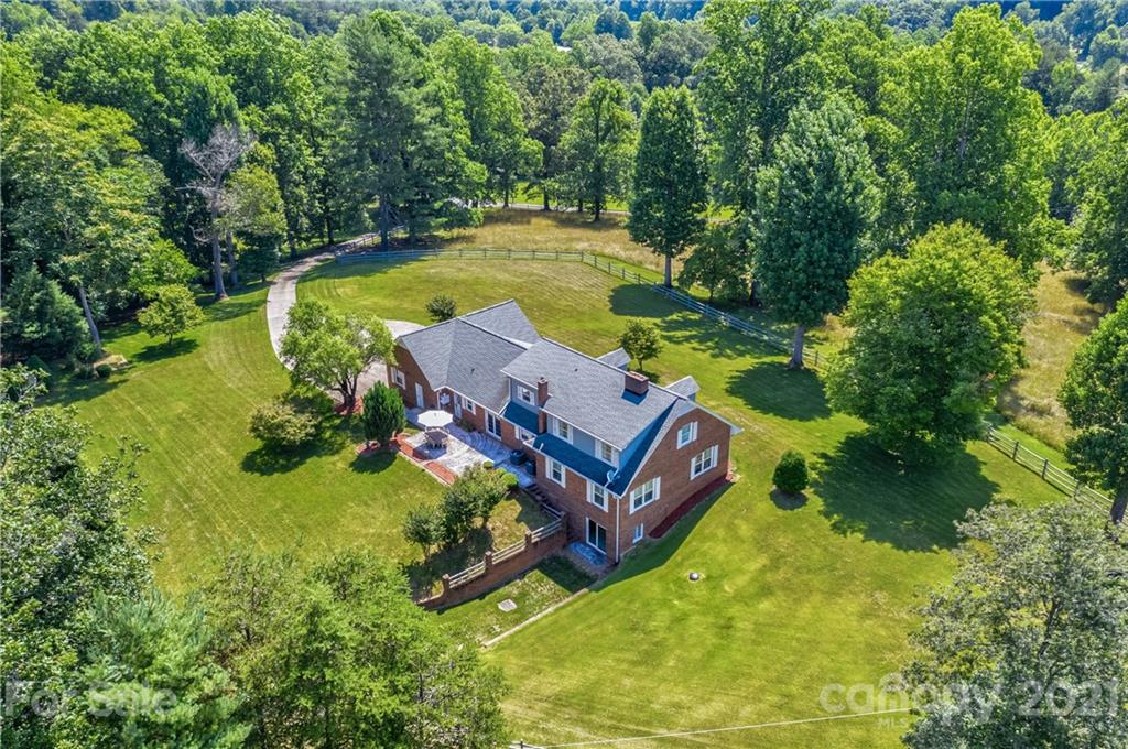 2369 Trail Lane Lenoir NC 28645