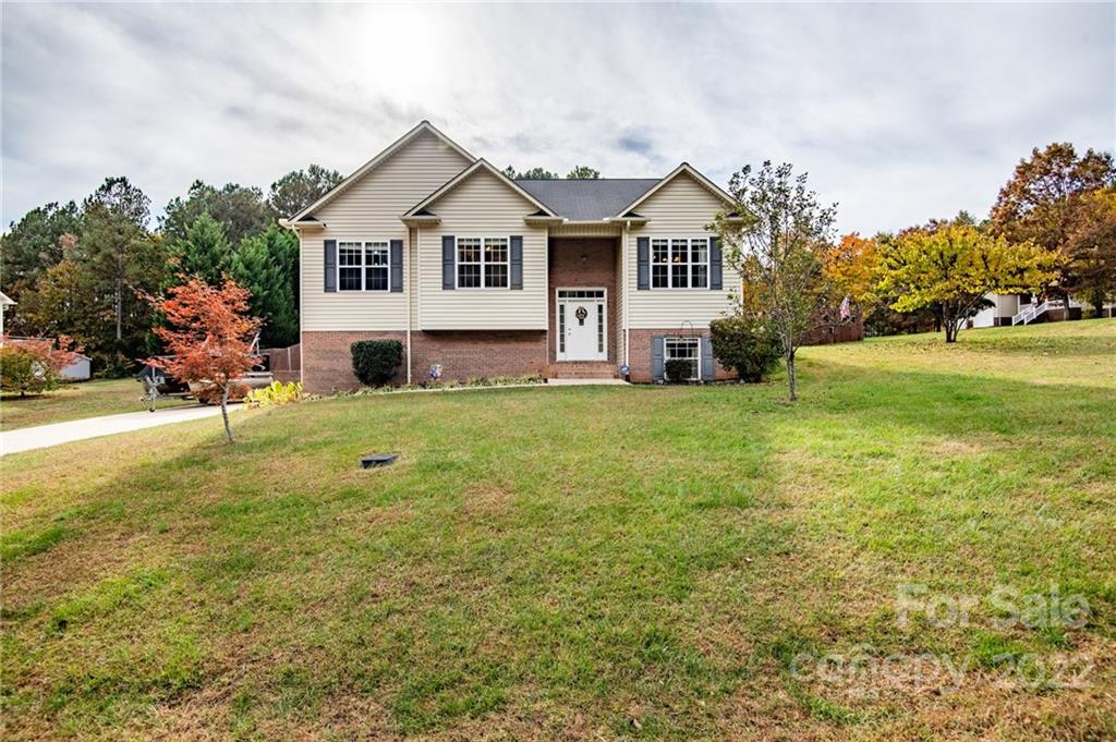 5237 Whitewater Drive Hickory NC 28601