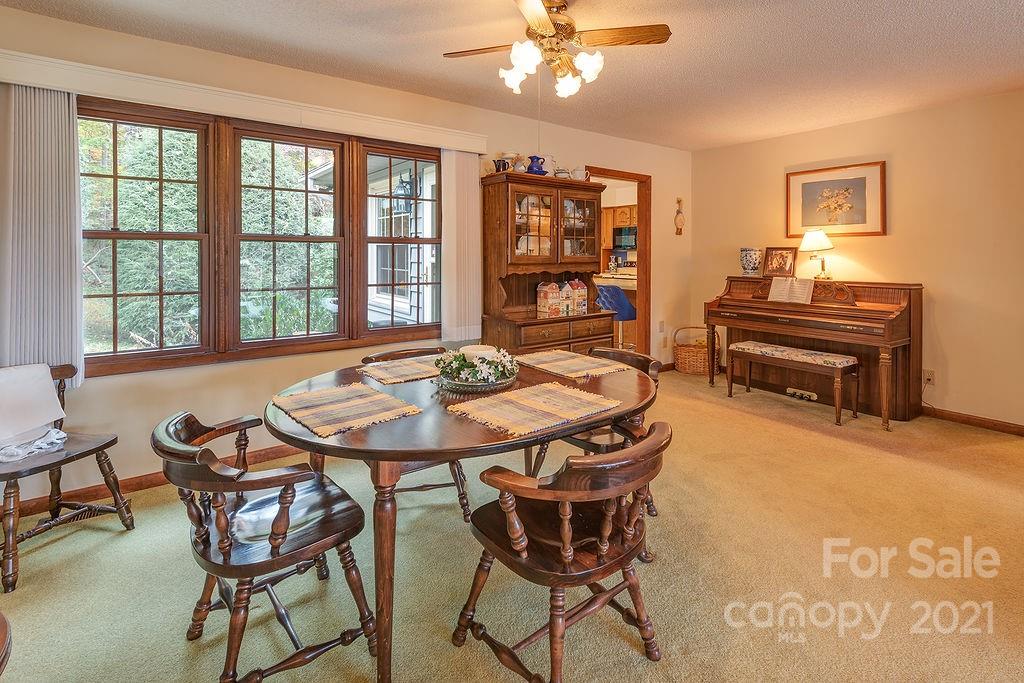 45/47 Brown Road Asheville NC 28806