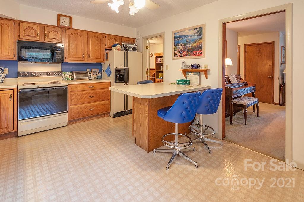 45/47 Brown Road Asheville NC 28806