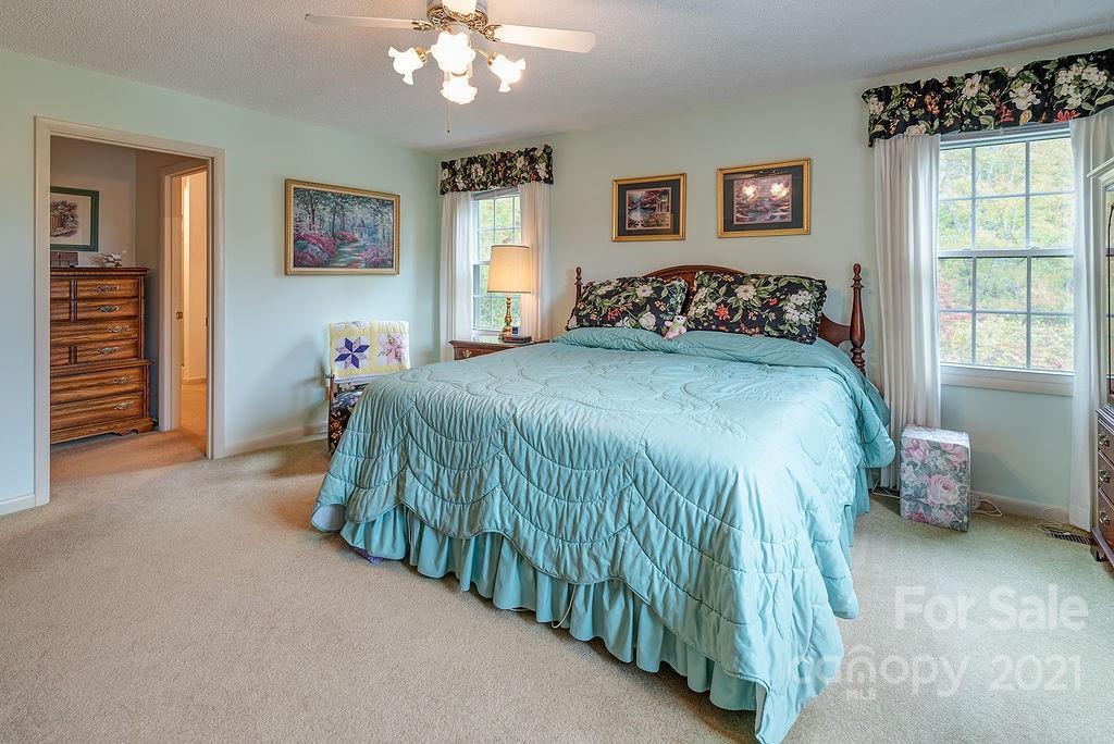 45/47 Brown Road Asheville NC 28806