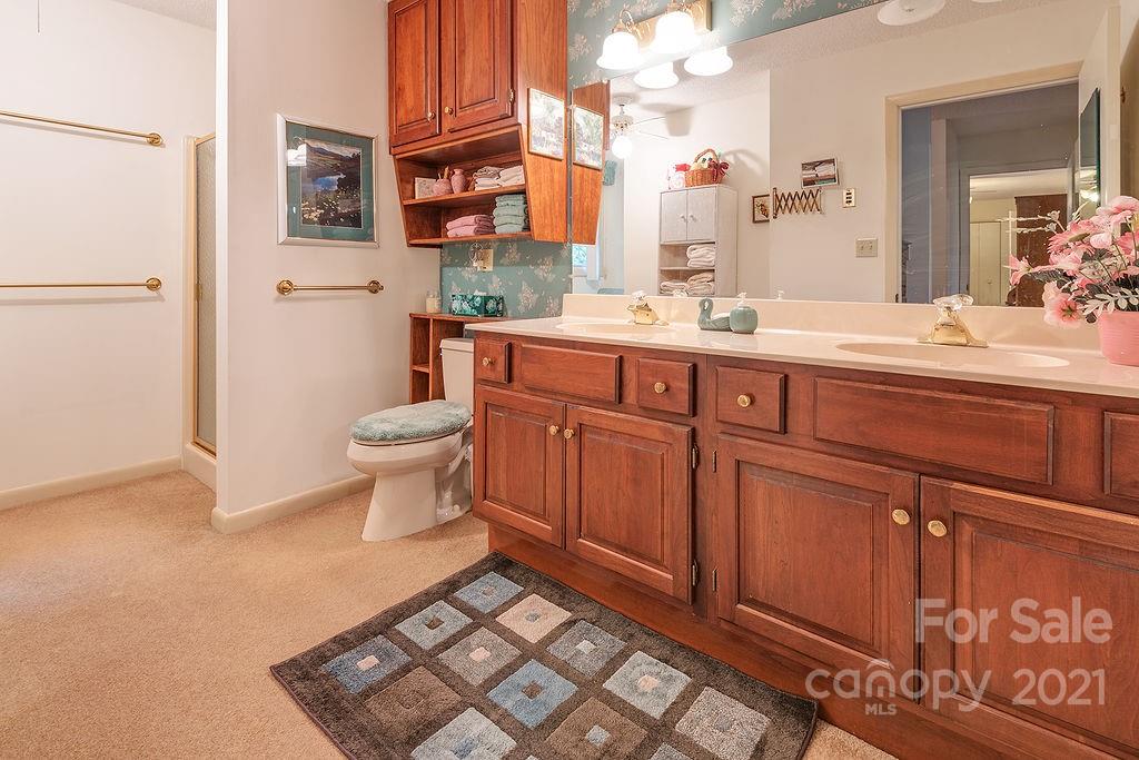 45/47 Brown Road Asheville NC 28806