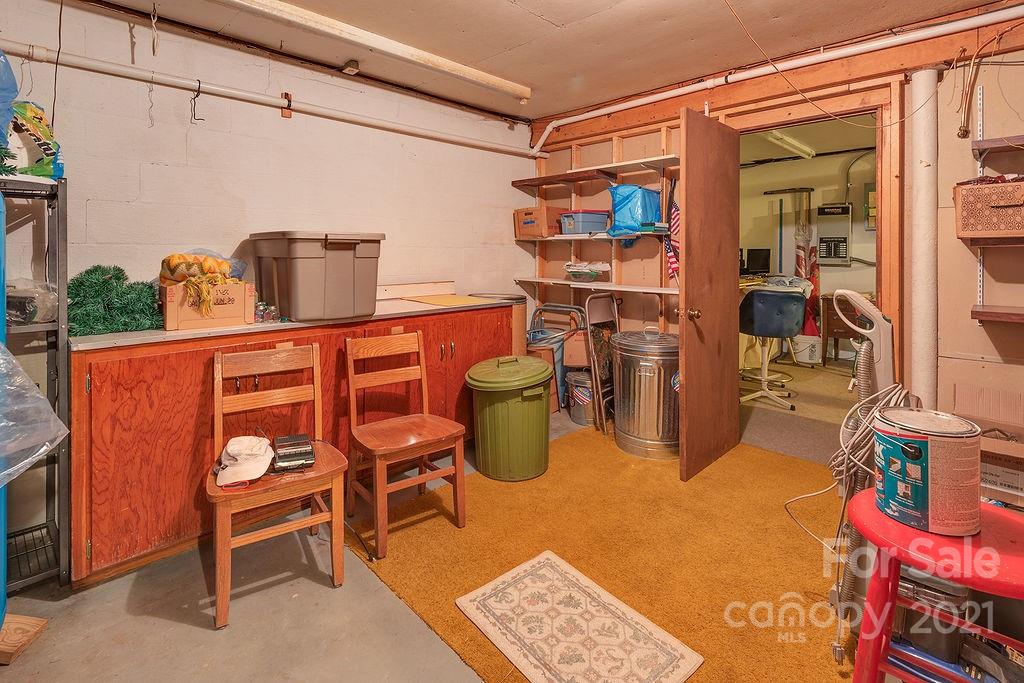 45/47 Brown Road Asheville NC 28806