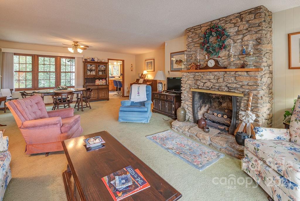 45/47 Brown Road Asheville NC 28806