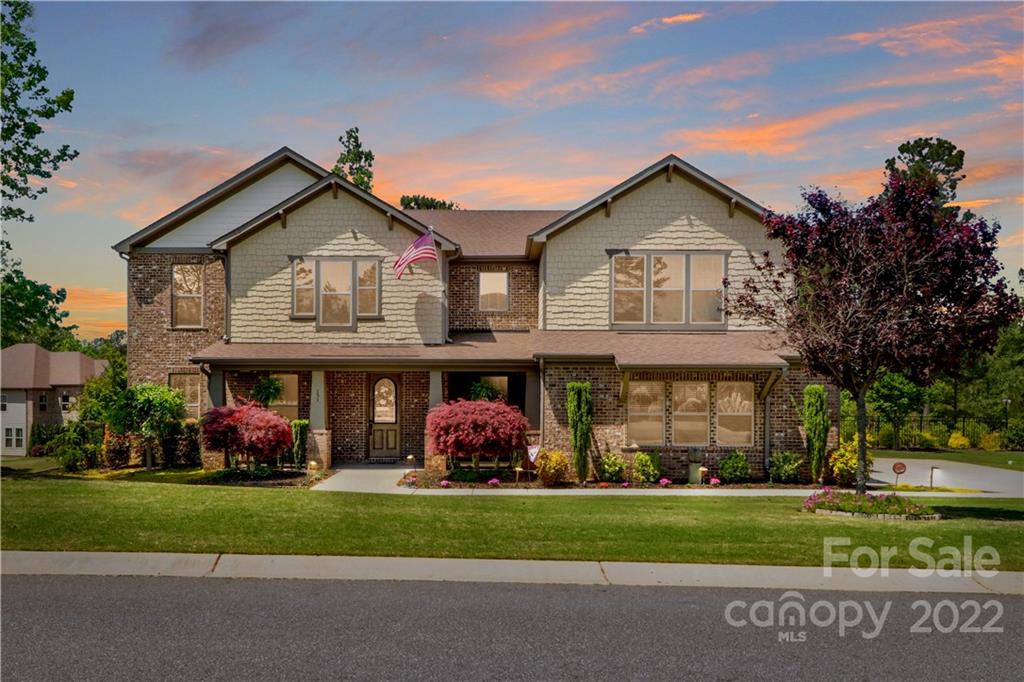 137 N San Agustin Drive Mooresville NC 28117