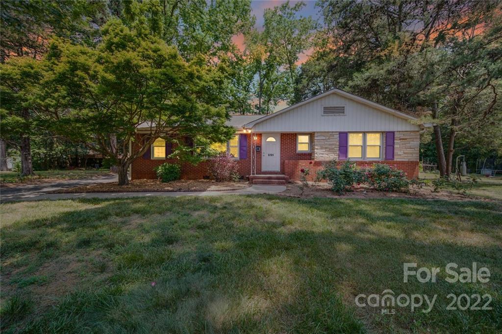 6701 Easton Place Charlotte NC 28212
