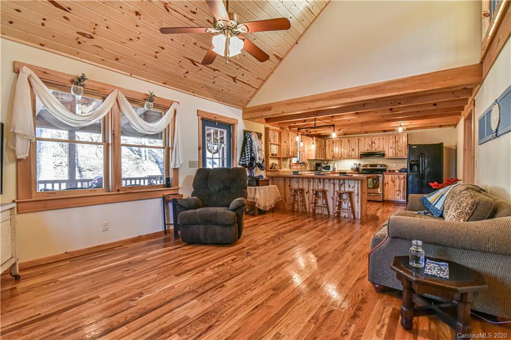 132 Rosewood Lane Marshall NC 28753