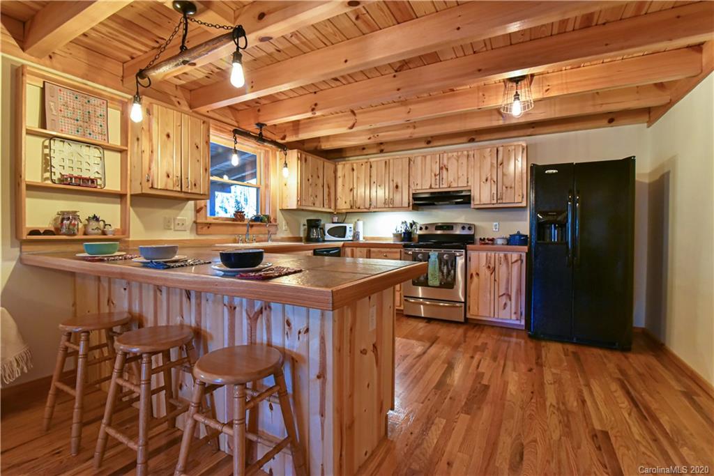 132 Rosewood Lane Marshall NC 28753