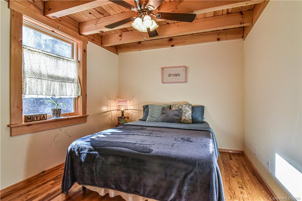 132 Rosewood Lane Marshall NC 28753