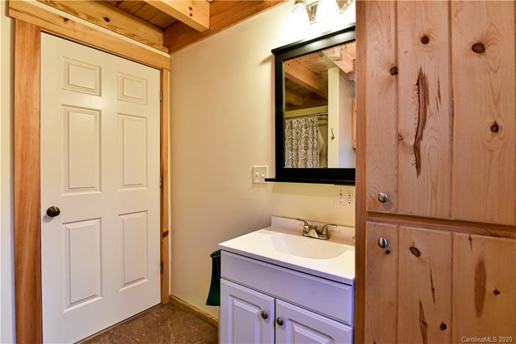 132 Rosewood Lane Marshall NC 28753