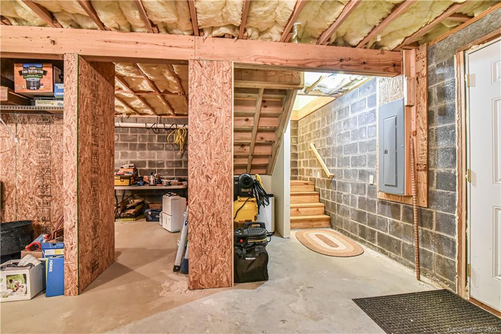 132 Rosewood Lane Marshall NC 28753