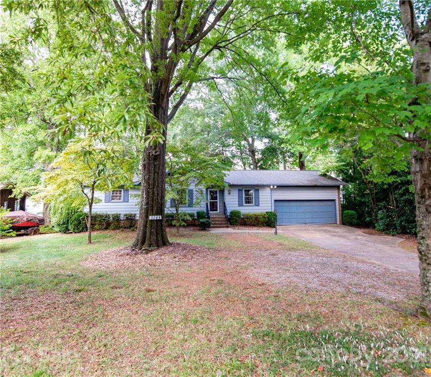 3248 Lake Shore Road S Denver NC 28037