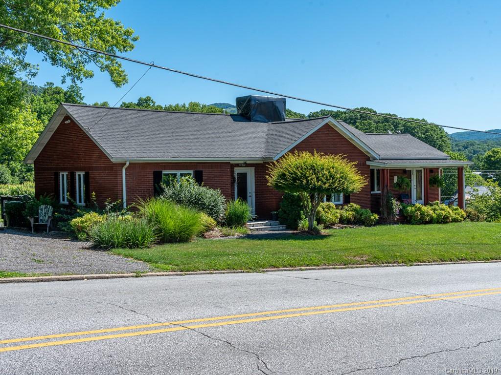 15 East Main Street Burnsville NC 28714