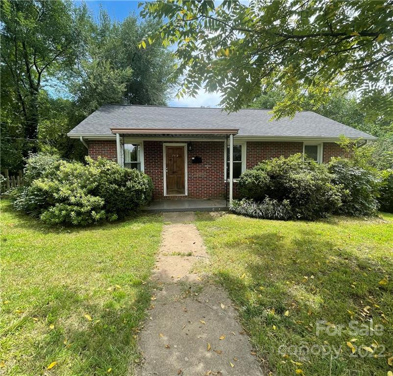 749 5th Avenue SW Hickory NC 28602