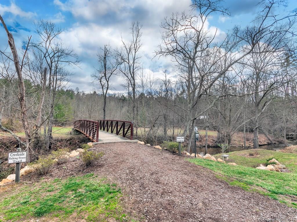 2 Bungalow Way Asheville NC 28804