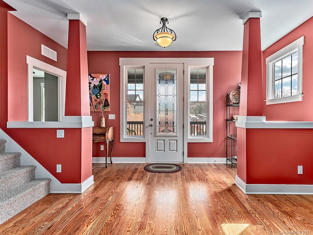 2 Bungalow Way Asheville NC 28804