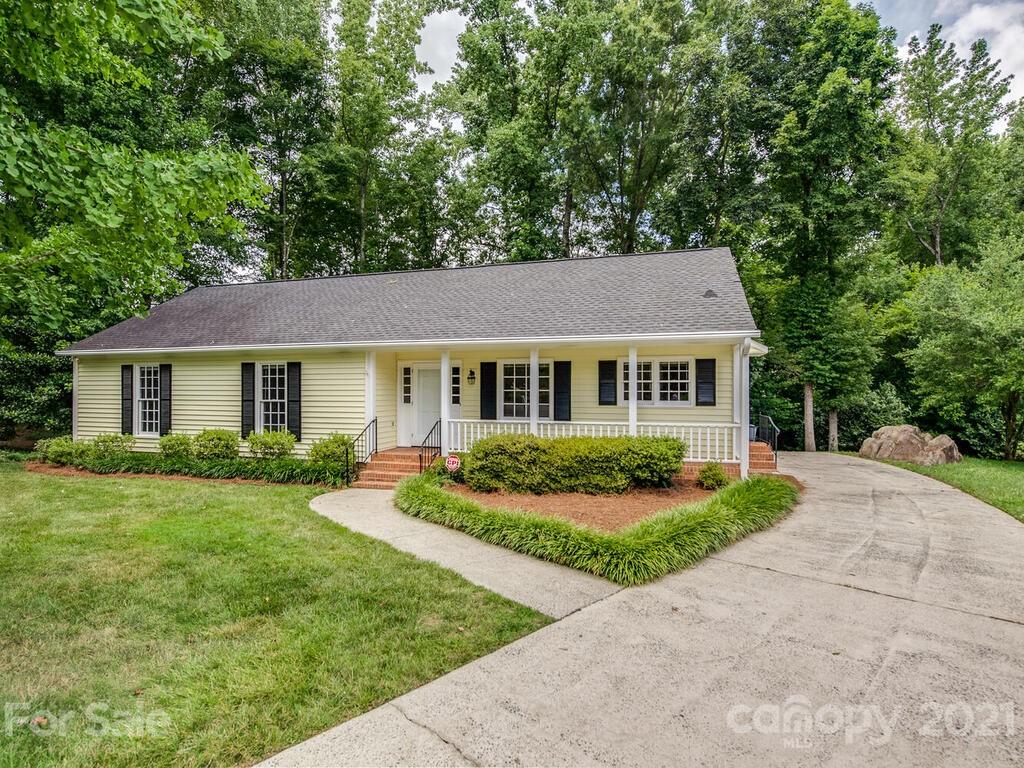 7500 Bradlow Court Charlotte NC 28210