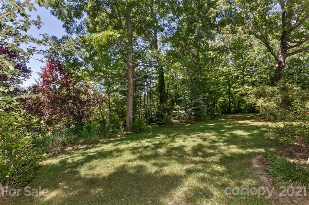 231 Ferguson Drive Asheville NC 28806