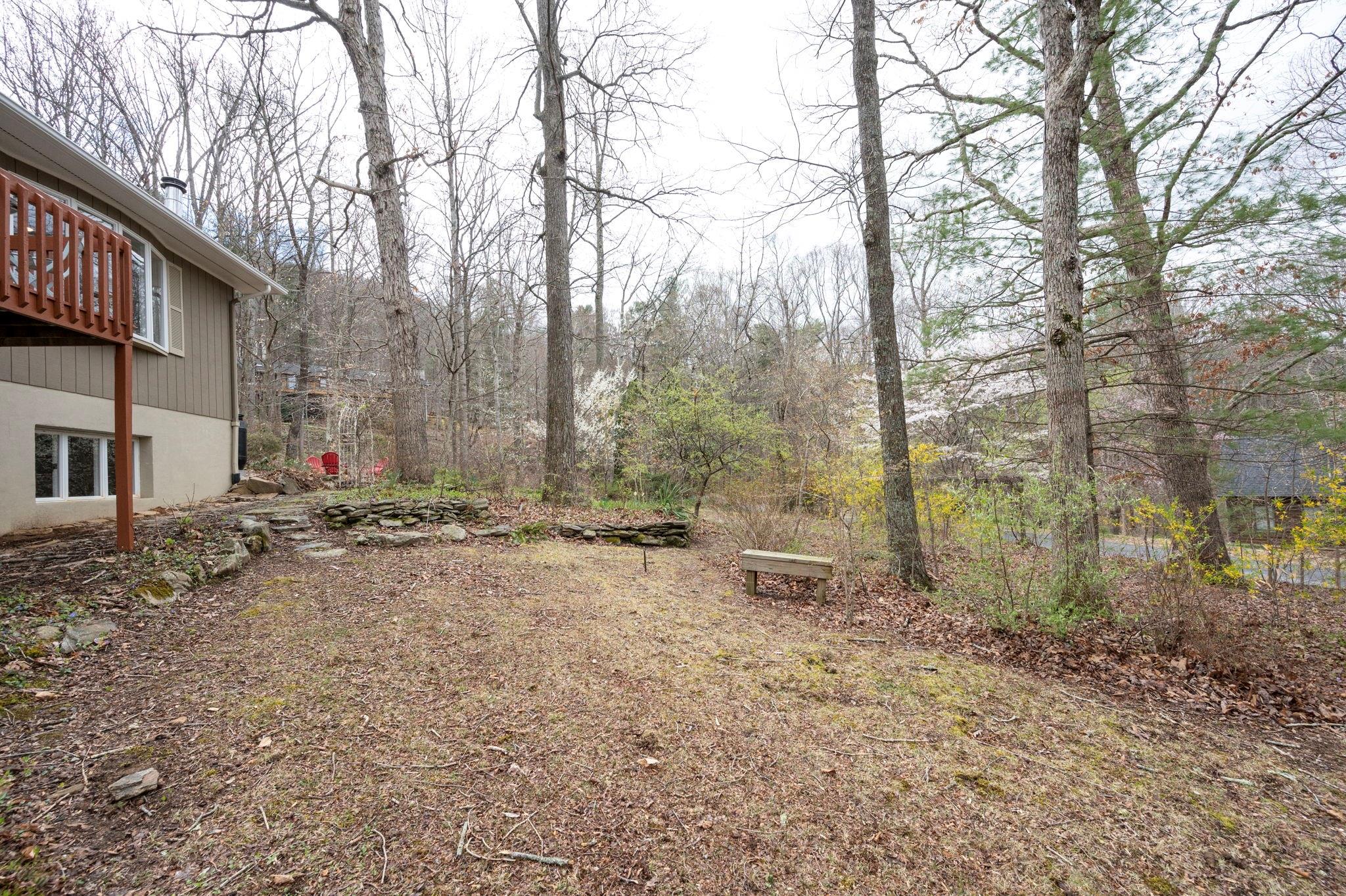 8 Beech Tree Lane Asheville NC 28804