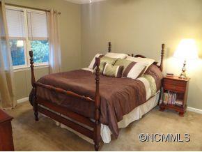 8 Shackleford Court Asheville NC 28806