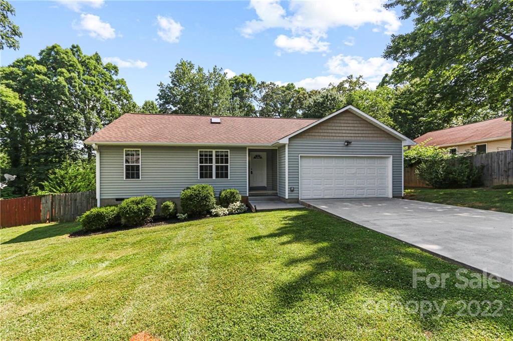 101 Tail Feather Lane Candler NC 28715