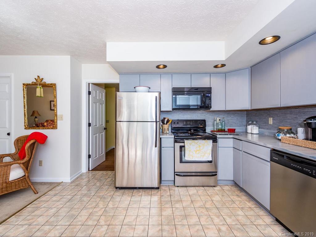 45 Applecross Road Weaverville NC 28787