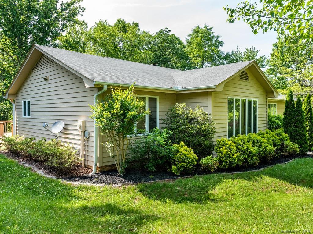 45 Applecross Road Weaverville NC 28787