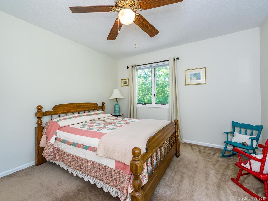 45 Applecross Road Weaverville NC 28787