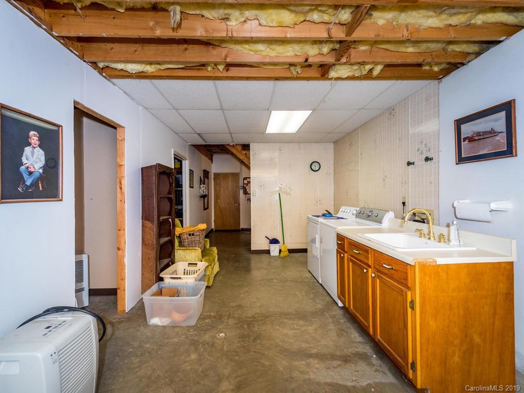 45 Applecross Road Weaverville NC 28787