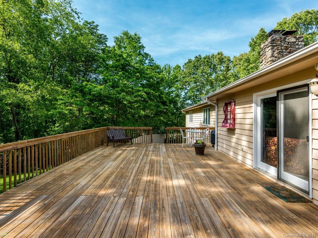 45 Applecross Road Weaverville NC 28787