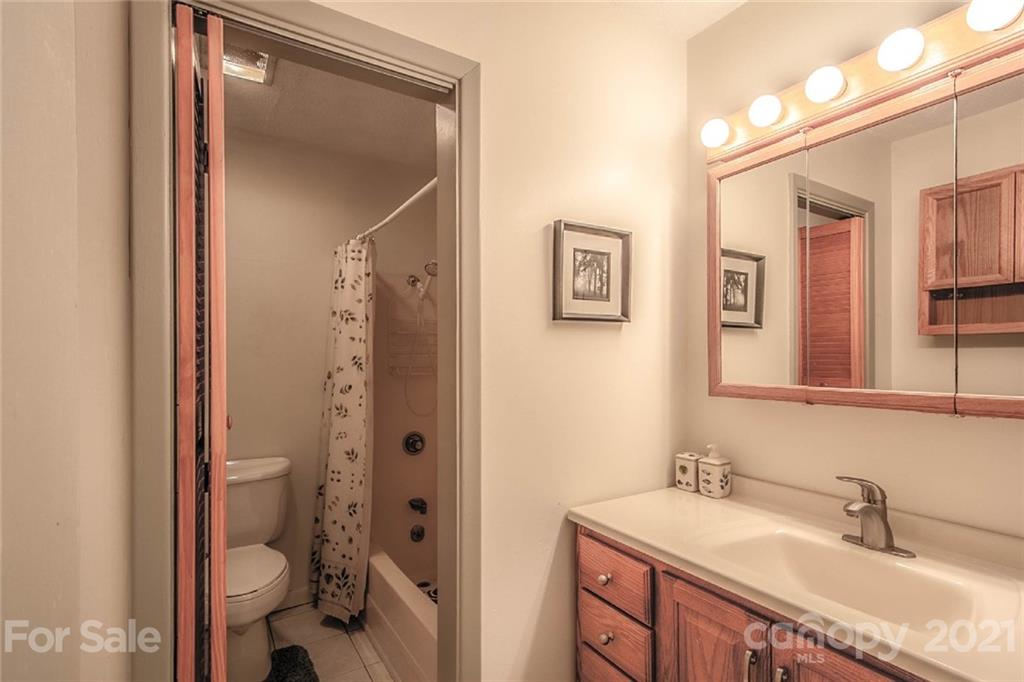 188 Geneva Drive Marion NC 28752
