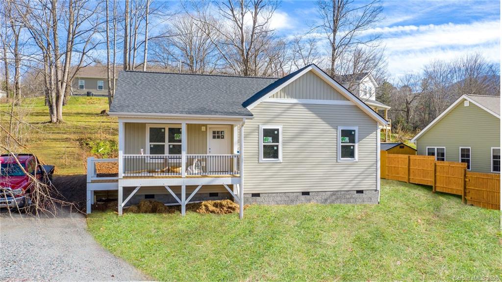 22 Babb Street Waynesville NC 28786