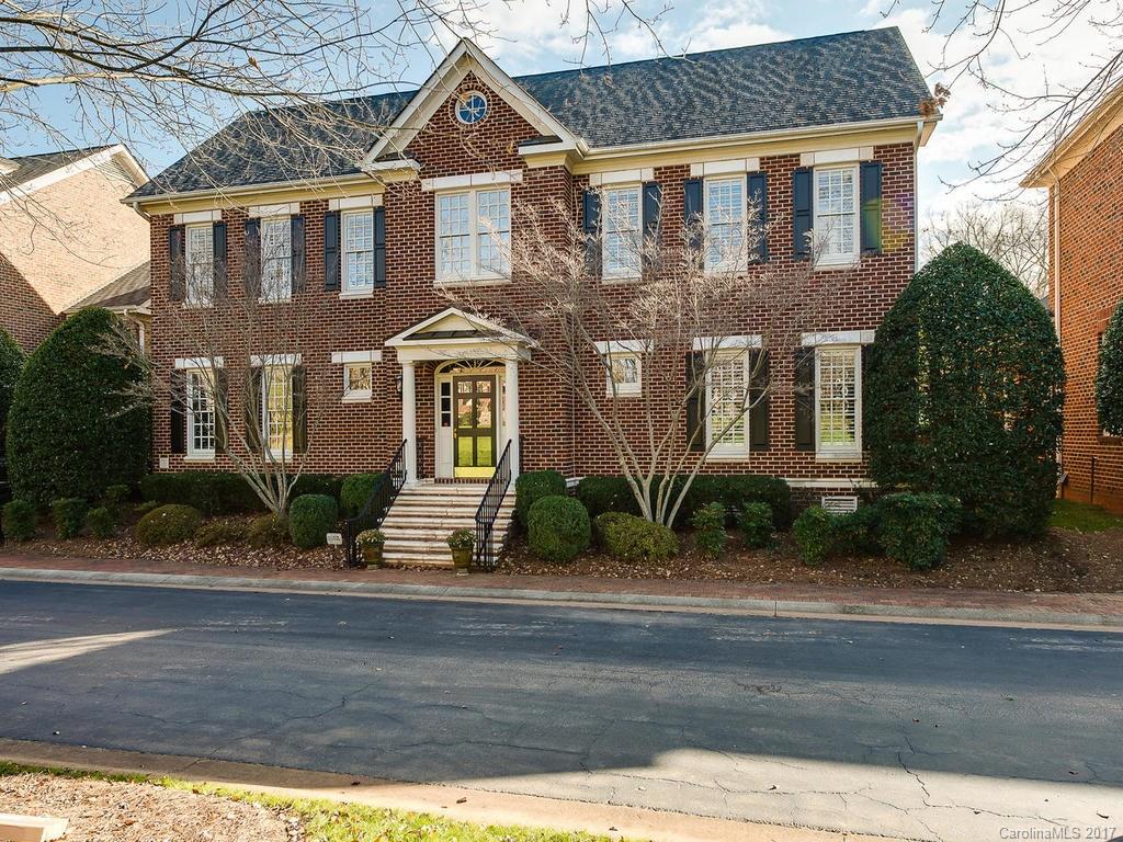5116 Fairlawn Crescent Court Charlotte NC 28226