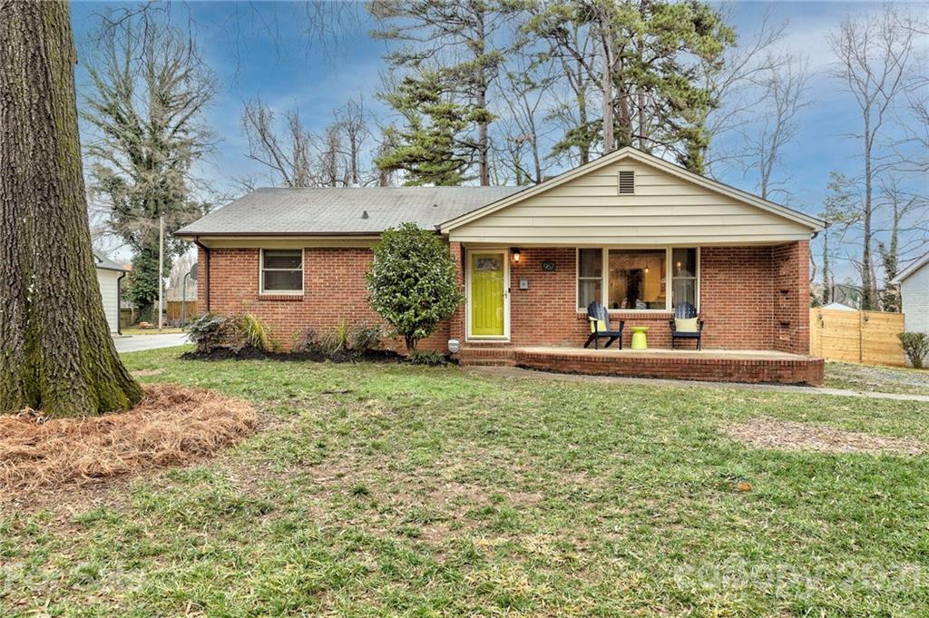 967 Hickory Nut Street Charlotte NC 28205