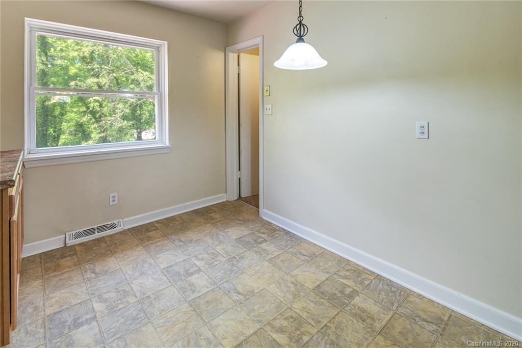 465 Kenilworth Road Asheville NC 28805