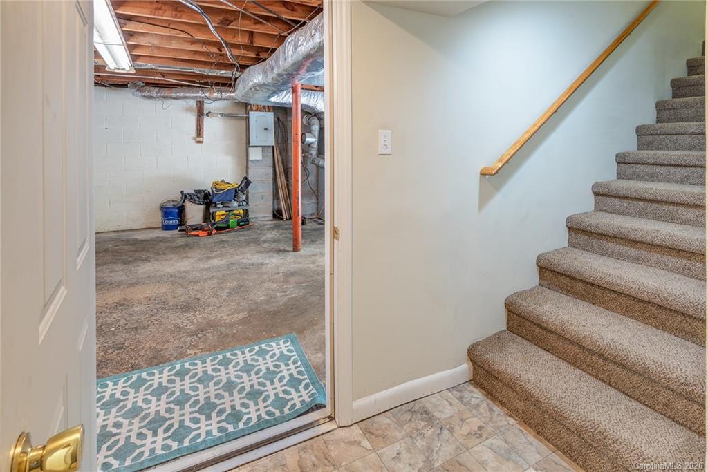 465 Kenilworth Road Asheville NC 28805