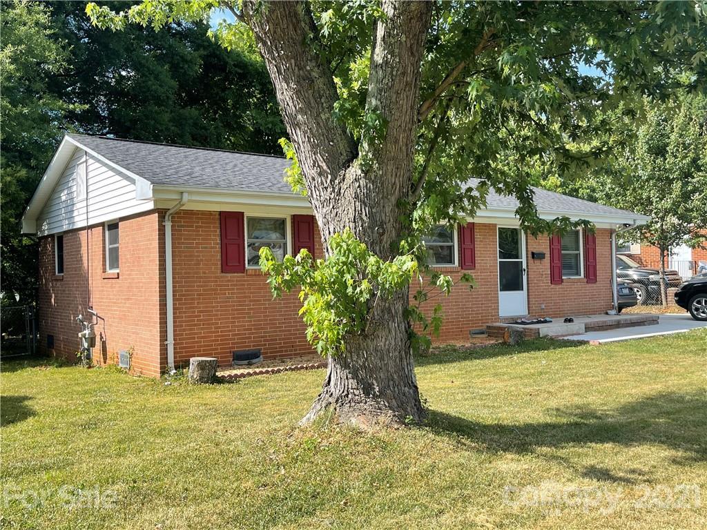 4331 Briarhill Drive Charlotte NC 28215