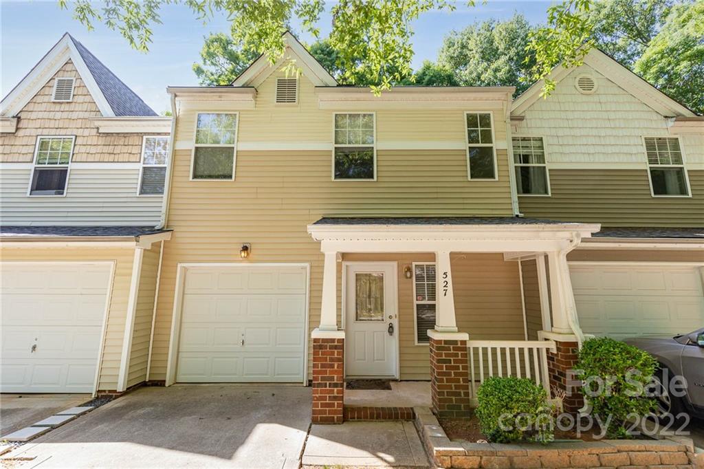 527 Doughton Lane Charlotte NC 28217