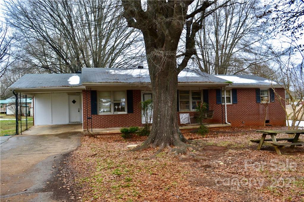 919 Old Us 74 Highway Bostic NC 28018