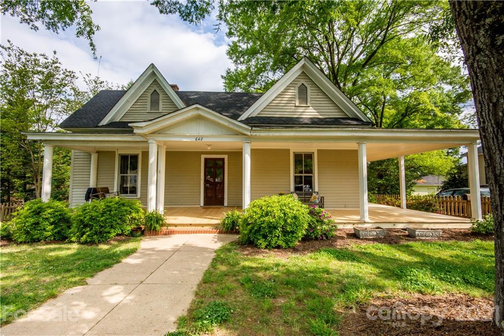 640 Oak Street Mooresville NC 28115