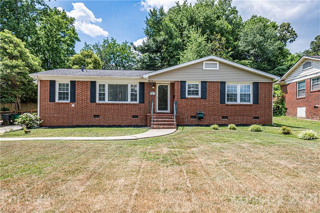 1820 Wensley Drive Charlotte NC 28210