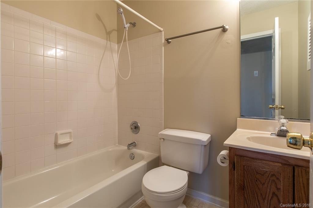5502 Brook Falls Court Charlotte NC 28269