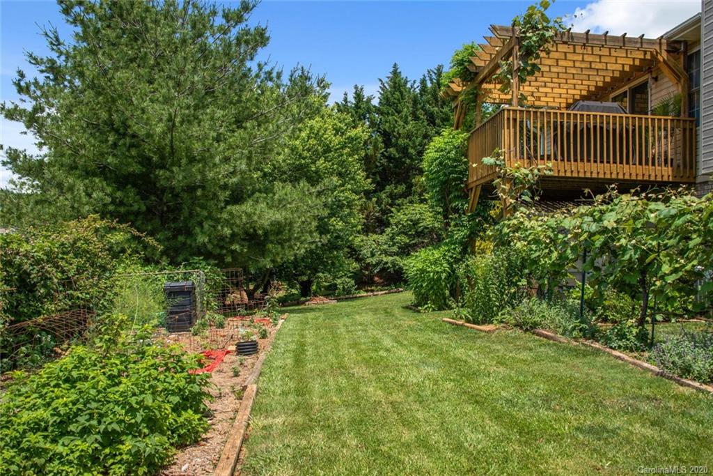 8 Penny Lane Weaverville NC 28787